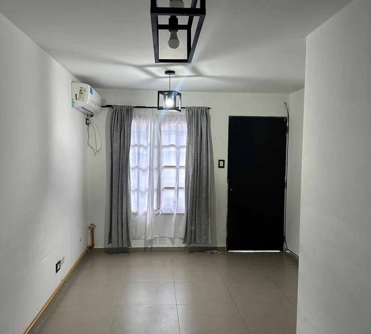Foto de Alquiler duplex 2 ambientes - San Miguel, imagen 2