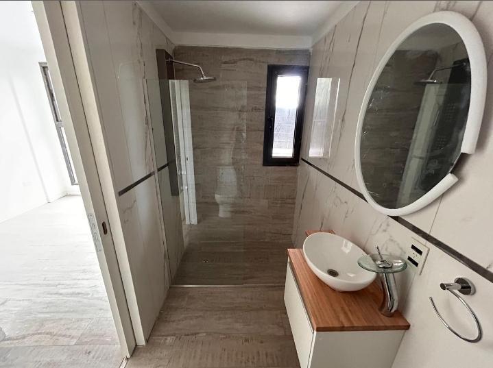 Foto de ALQUILER DEPARTAMENTO A ESTRENAR 3 AMBIENTES -PARQUE LELOIR ITUZAINGO, imagen 4