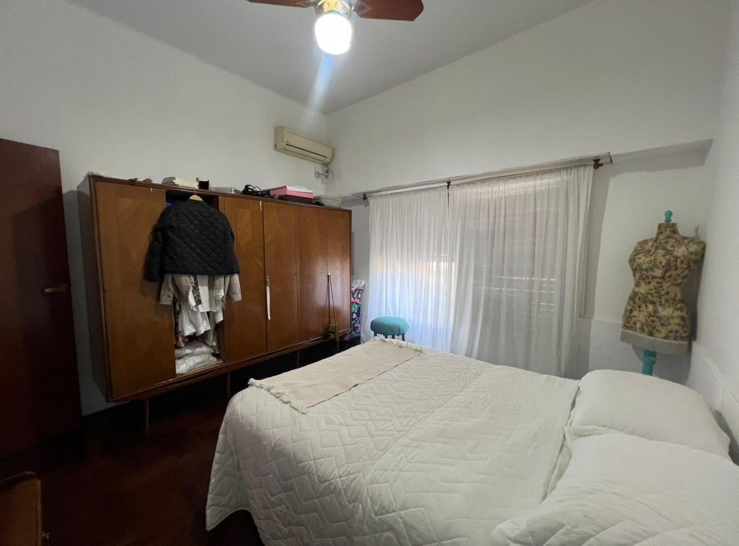 Foto de Venta casa 3 ambientes - Jardin y Cochera APTA CREDITO- José C Paz, imagen 5