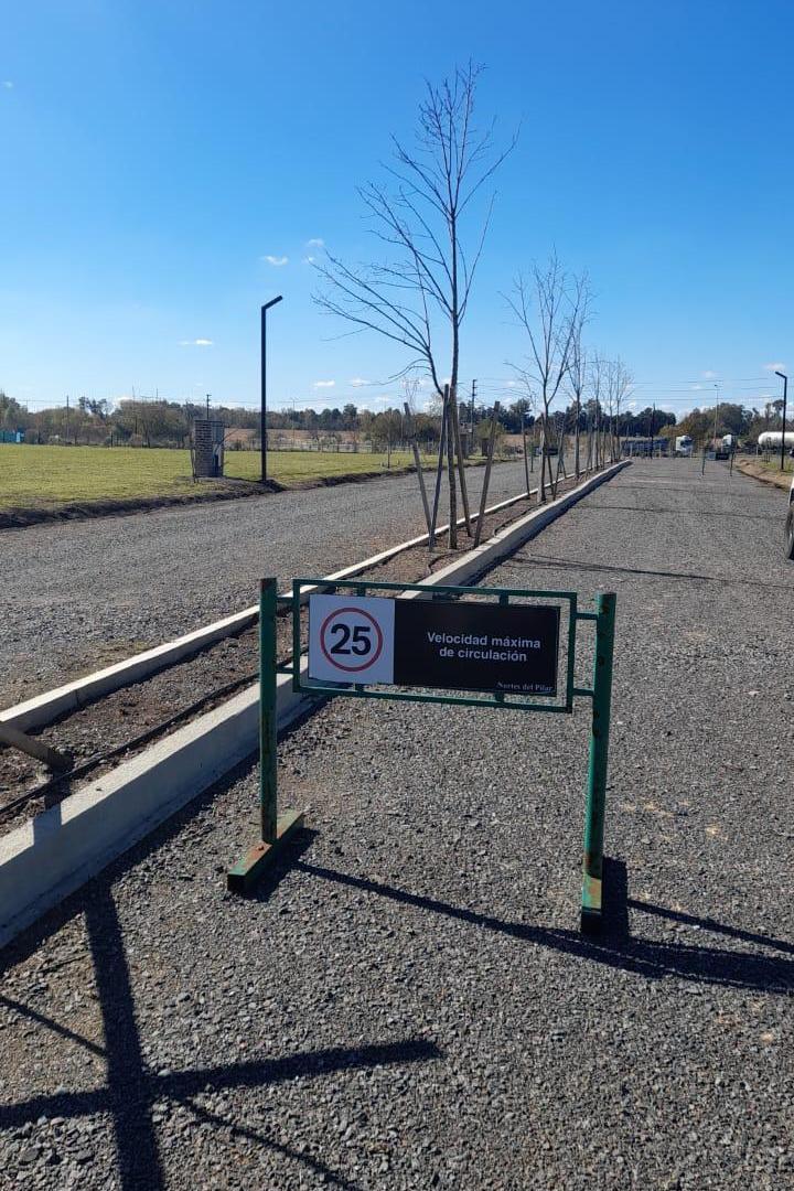 Foto de VENTA lote de 600 mts. con Servicios agua-claocas-gas-luz-fibra optica, imagen 1