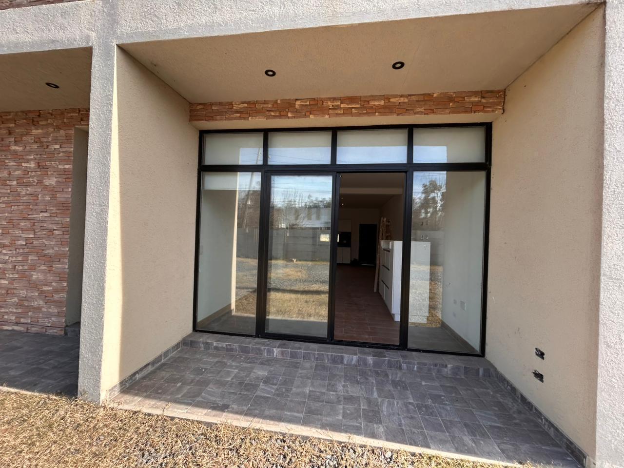 Foto de VENTA DEPARTAMENOS 3 AMBIENTES FINANCIADOS - BARRIO CERRADO LOS OLIVOS, imagen 4
