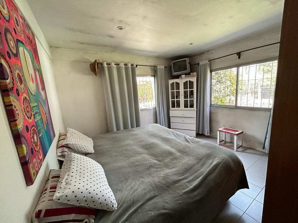 Foto de VENTA CASA QUINTA 5 AMBIENTES CON GALERIA Y PILETA - DERQUI, imagen 3