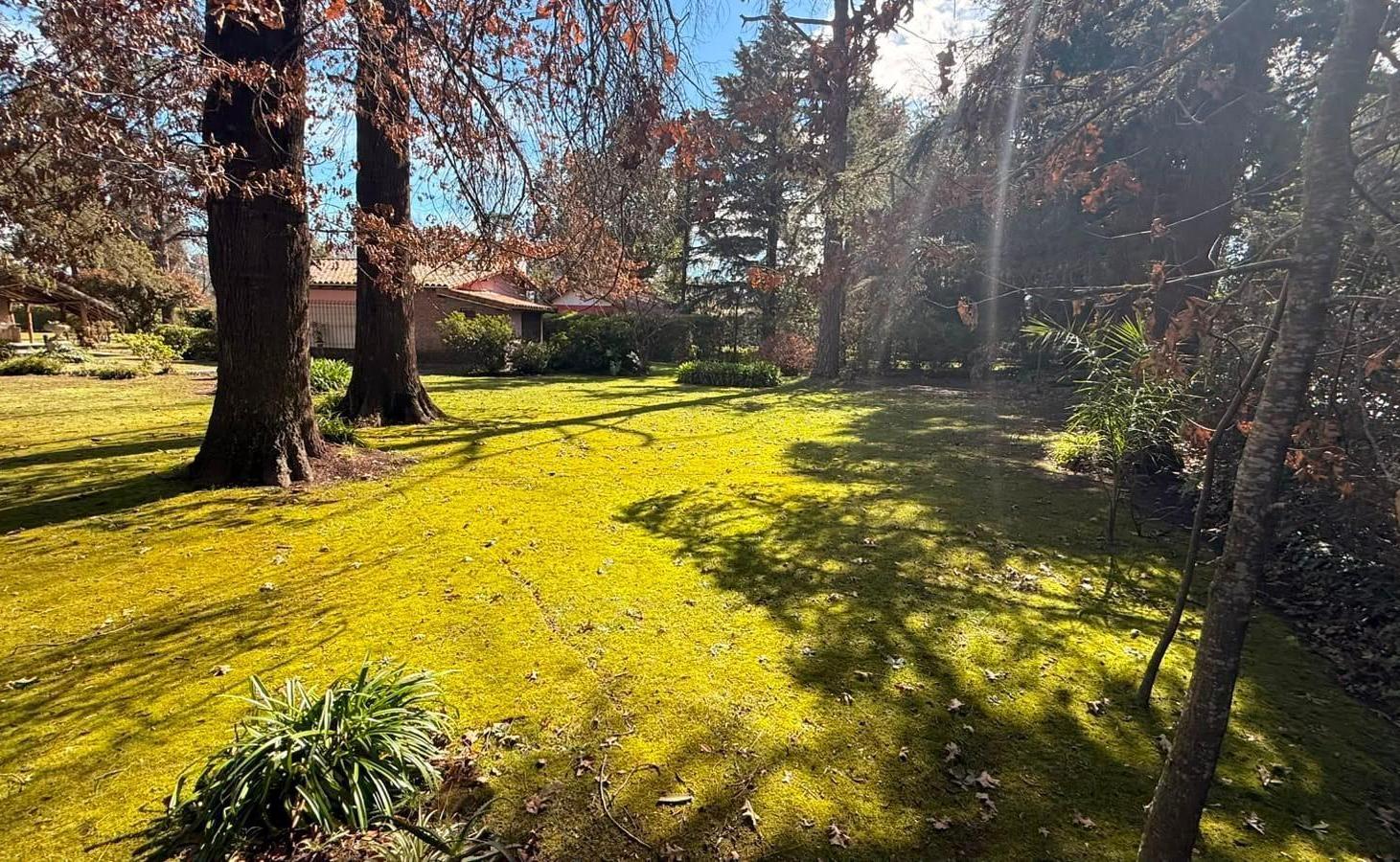 Foto de Venta casa quinta c/ pileta y quincho mas 3 lotes - Derqui , Pilar, imagen 5