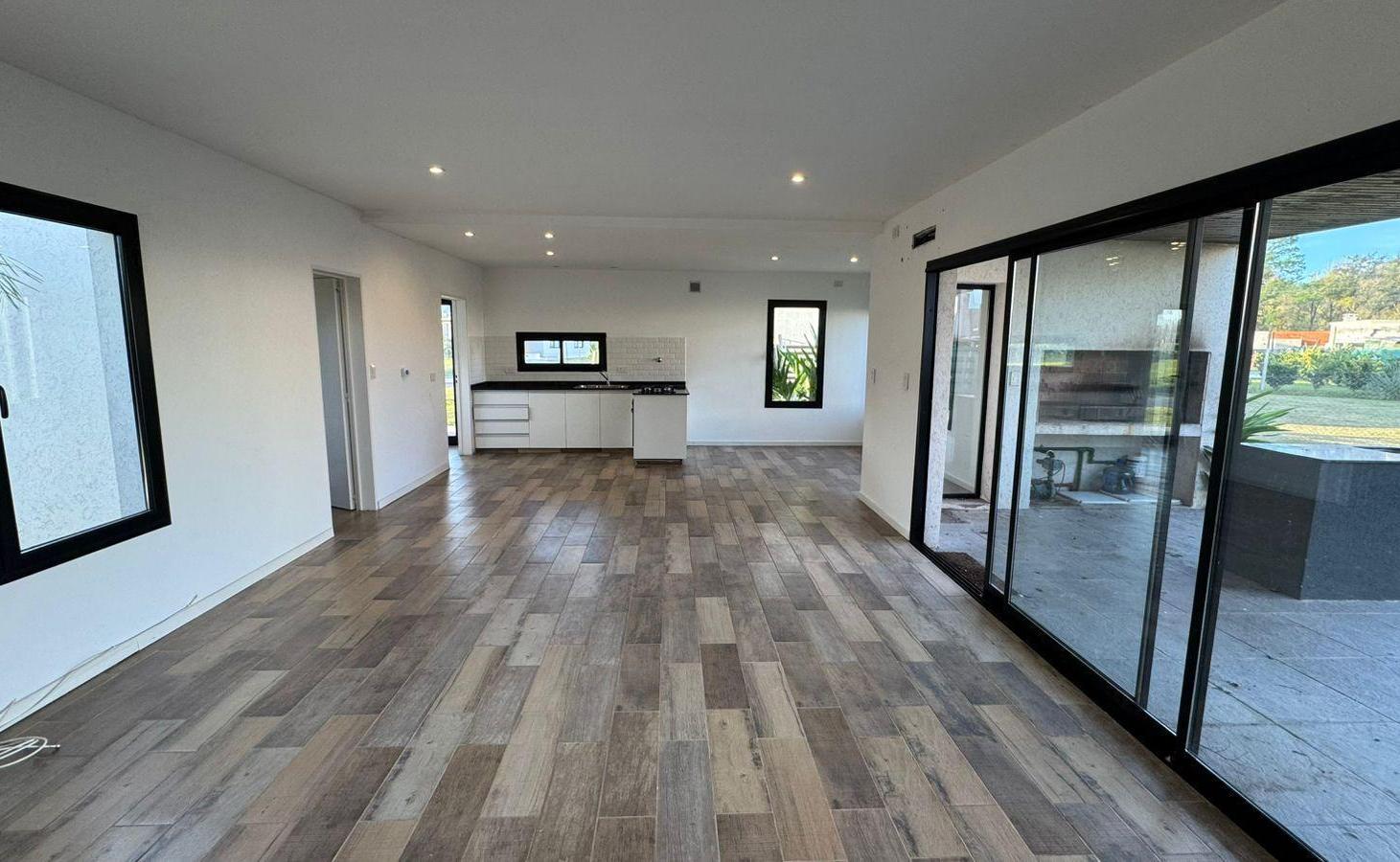 Foto de VENTA CASA 4 AMBIENTES - BARRIO SANTO TOMAS, imagen 5