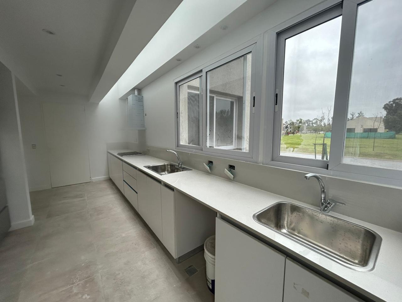 Foto de Venta casa 5 ambientes - Santo Tomás, imagen 3