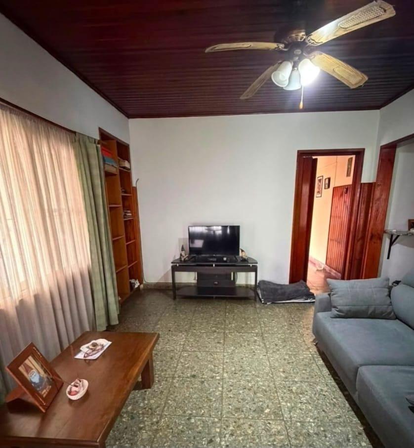 Foto de Venta casa 5 ambientes mas 2 Departamentos - Los Polvorines , Malvinas, imagen 4
