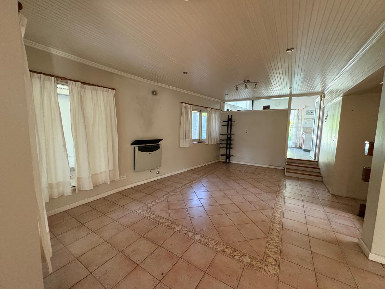 Foto de VENTA CASA 7 AMBIENTES - BELLA VISTA, imagen 2
