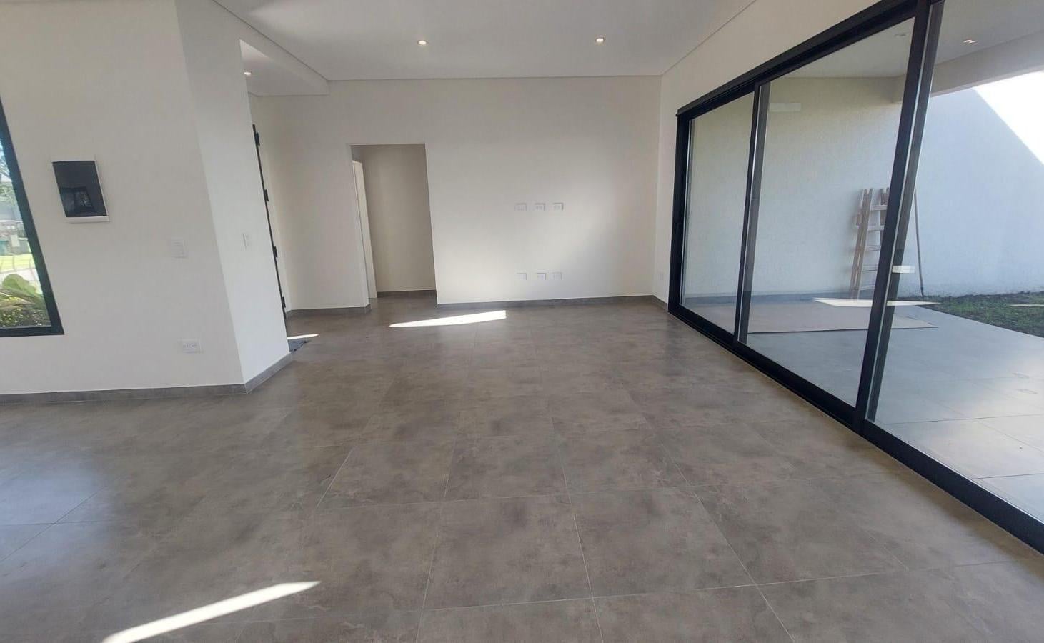 Foto de VENTA CASA 5 AMBIENTES - SANTA EMILIA - PILAR DEL ESTE, imagen 5