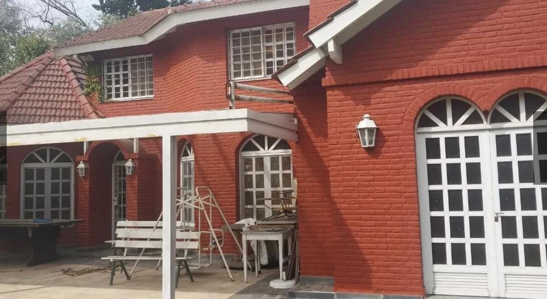 Foto de Venta casa 5 ambientes C/pileta y quincho - Parque Alvear 1, imagen 1