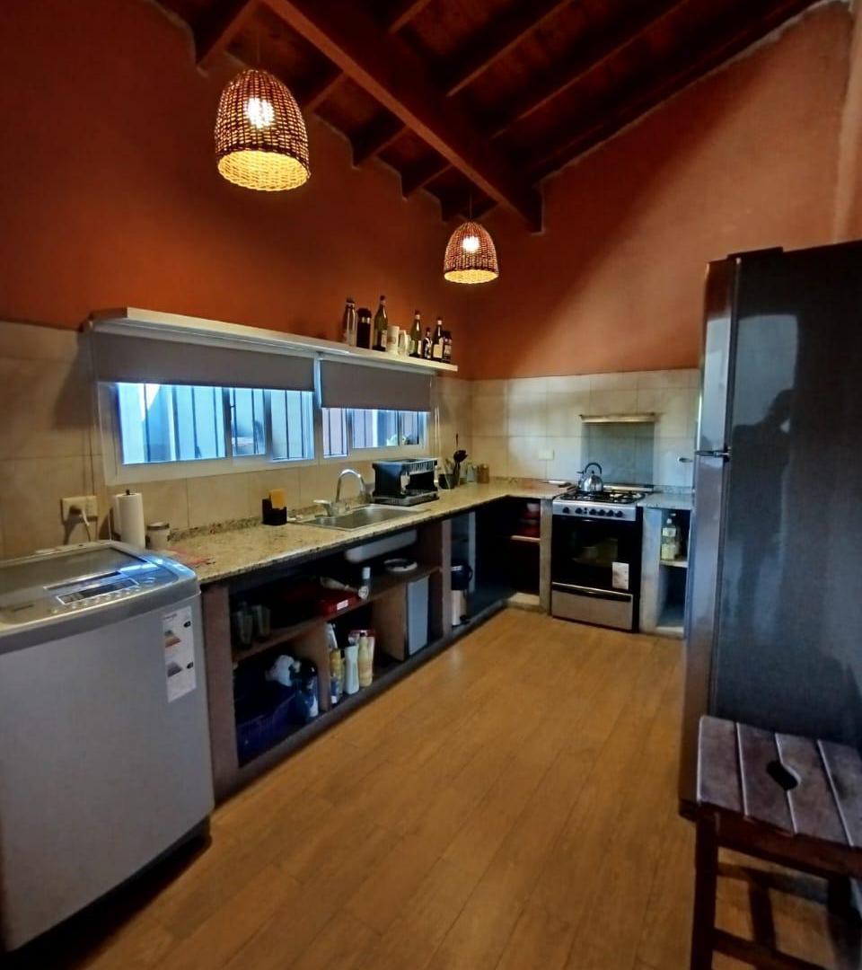 Foto de VENTA CASA 5 AMBIENTES - GRAND BOURG, imagen 4