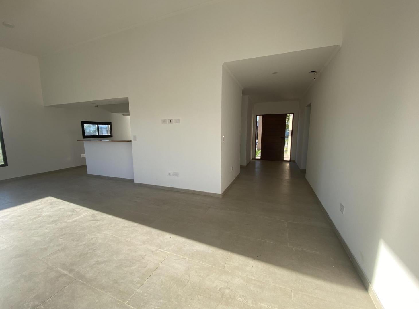 Foto de Casa EN VENTA EN SAN SEBASTIAN, imagen 2