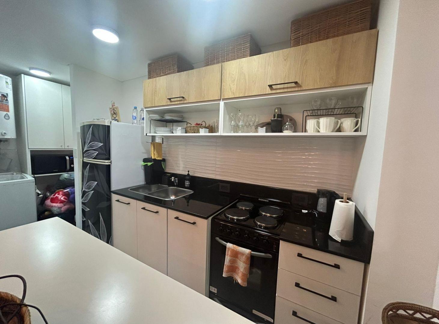Foto de Venta monoambiente amoblado con terraza balcón y cochera - zug verdi, imagen 3