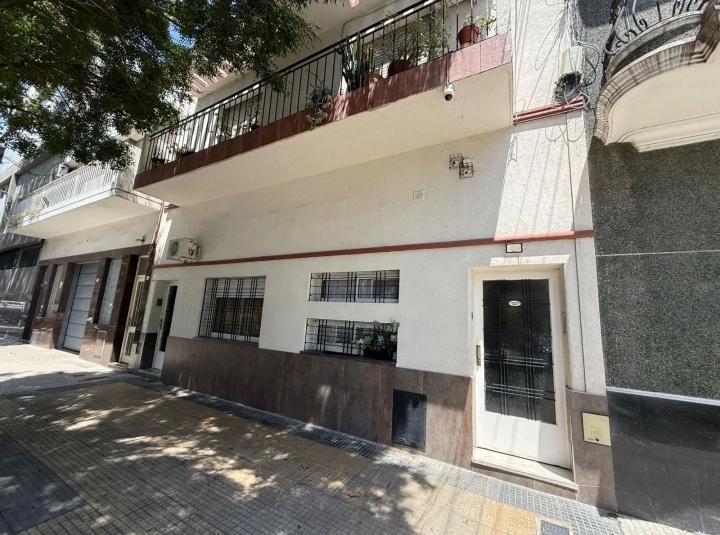 Foto de VENTA PH 3 AMBIENTES C/QUINCHO Y PARRILLA - MATADEROS CABA, imagen 2