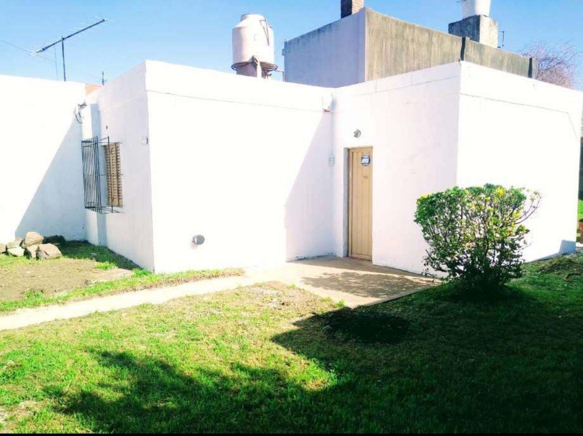 Foto de Venta casa 2 ambientes- Villa Club Hurligham, imagen 4