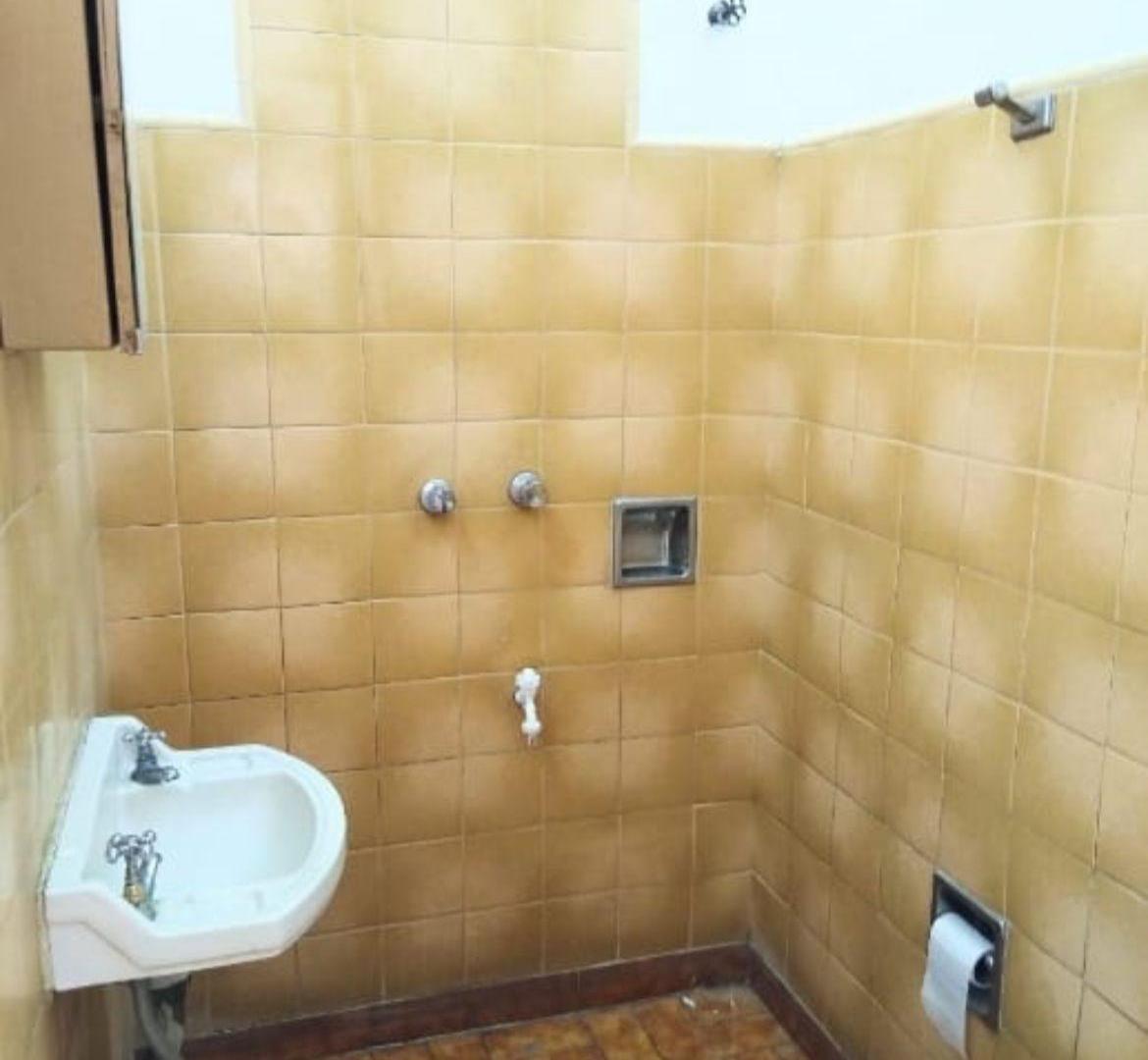 Foto de Venta casa 2 ambientes- Villa Club Hurligham, imagen 3