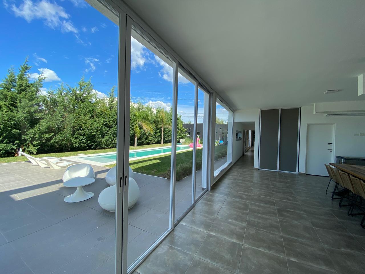 Foto de ALQUILER TEMPORARIO CASA 6 AMBIENTES A LA LAGUNA - SAN BENITO VILLANUEVA, imagen 3