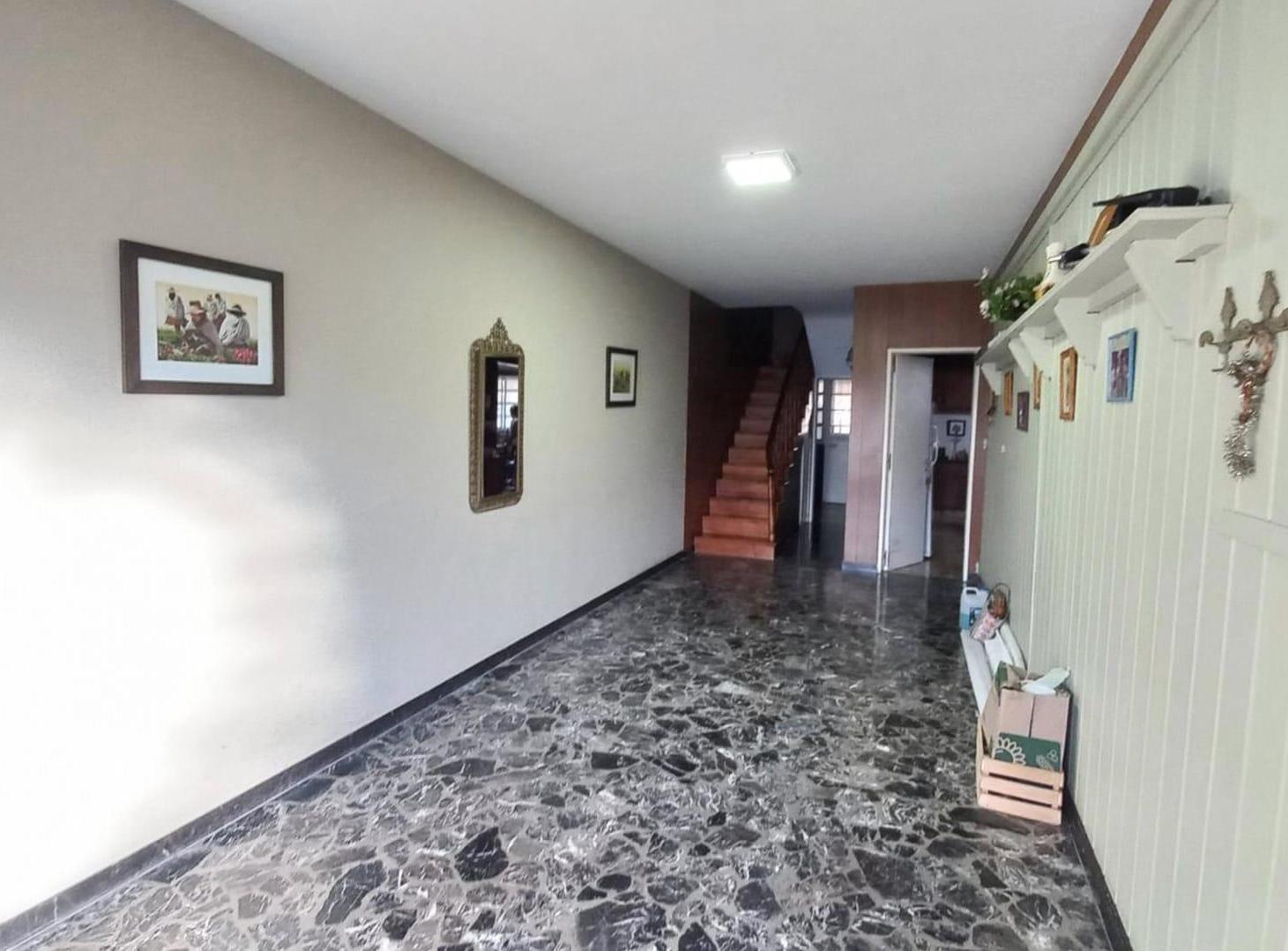 Foto de VENTA CASA DOBLE 8 AMB CON PILETA - JOSE C PAZ, imagen 2