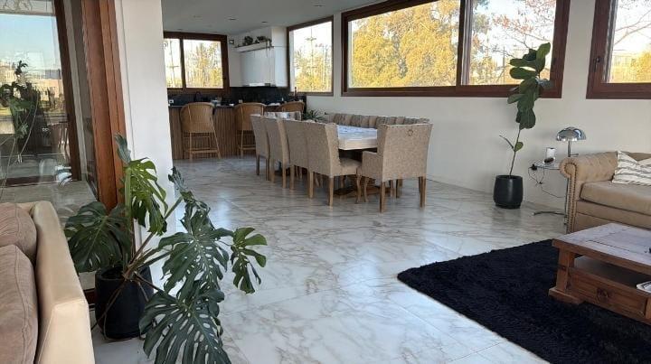 Foto de Alquiler Casa - Barrio Laguna Grande, Villanueva, imagen 3