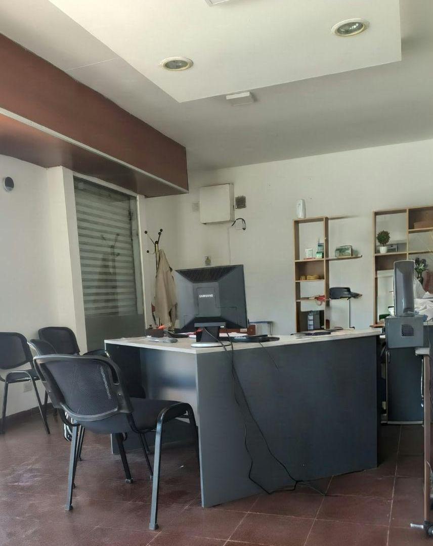 Foto de ALQUILO LOCAL COMERCIAL BARRIO LAS PALMAS, imagen 3