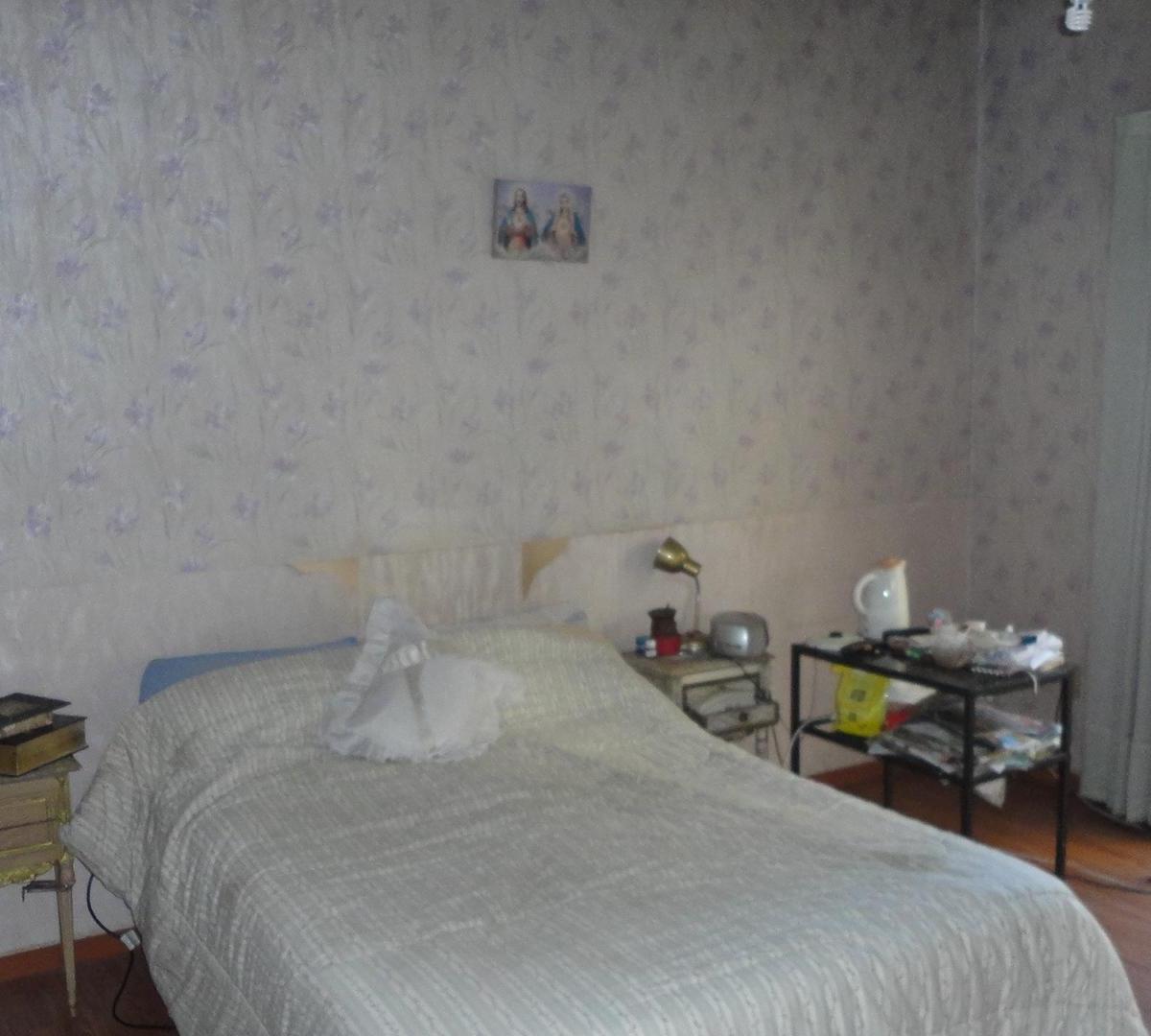 Importante Inmueble en 13 y 49 5