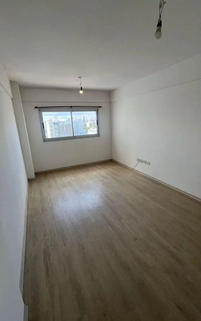 ALQUILER MONOAMBIENTE, SUM, PARRILLA, PISCINA FRENTE PLAZA BELGRANO LA PLATA 4