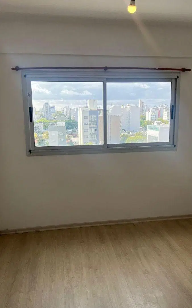 ALQUILER MONOAMBIENTE, SUM, PARRILLA, PISCINA FRENTE PLAZA BELGRANO LA PLATA 1