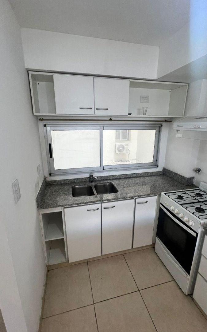 Foto de VENTA MONO PISCINA, PARRILLA, SUM PZA BELGRANO LA PLATA, imagen 3