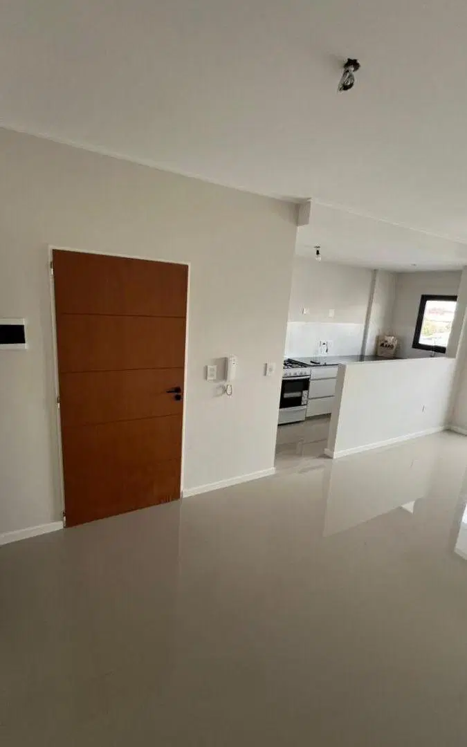 ALQUILER SEMIPISO ESTRENAR 1 DORM BALCÓN PLAZA MALVINAS 4