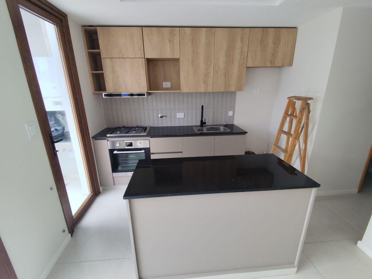 Foto de ALQUILO DUPLEX 2 DORM, COCH, PARRILLA, PATIO ESTRENAR EN GONNET, LA, imagen 3