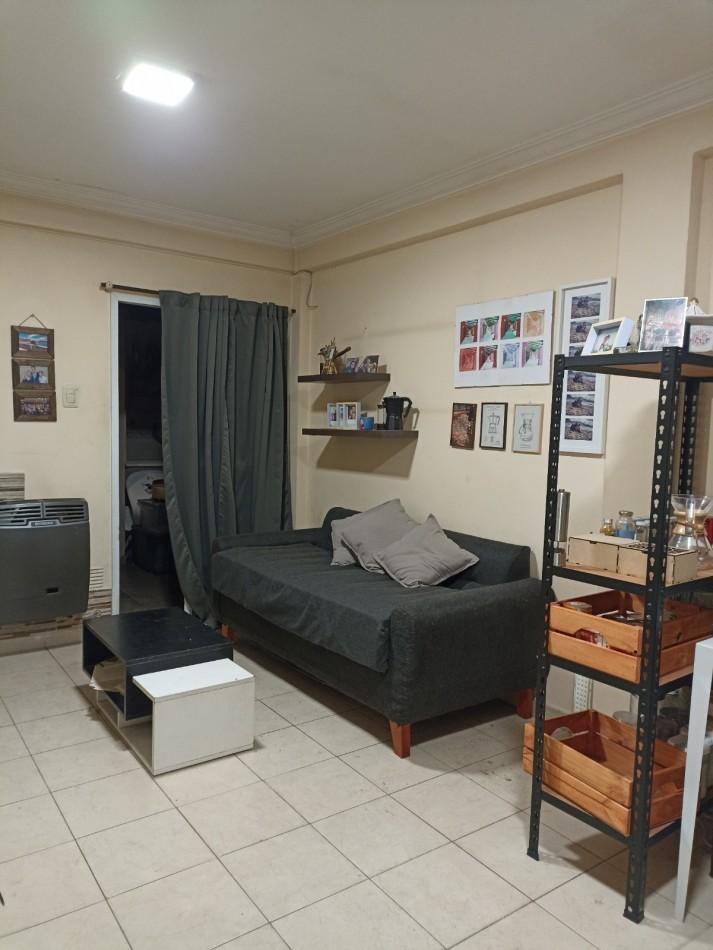 Venta Departamento 2 Ambientes con Cochera y Patio 5