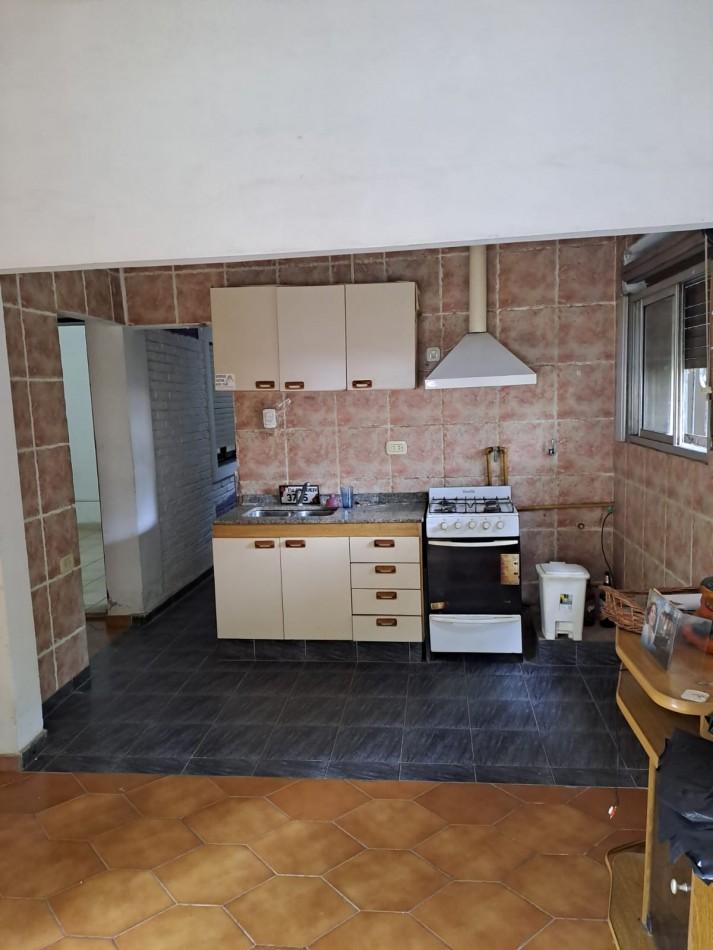 Foto de VENTA- CASA 3 AMBIENTES EN ESQUINA, imagen 4