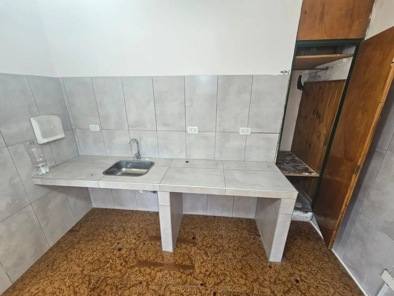 ALQUILER - AMPLIO PH 2 AMBIENTES CON PATIO 5