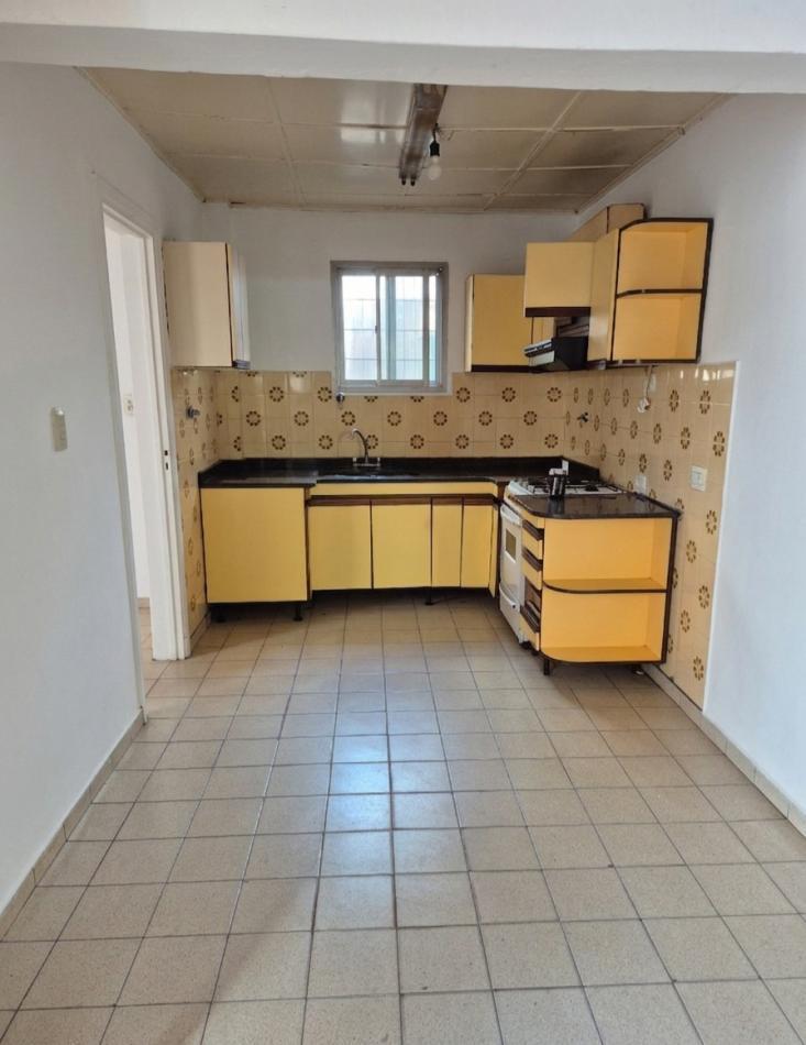 Foto de ALQUILER- CASA 3 AMBIENTES CON PATIO, imagen 3