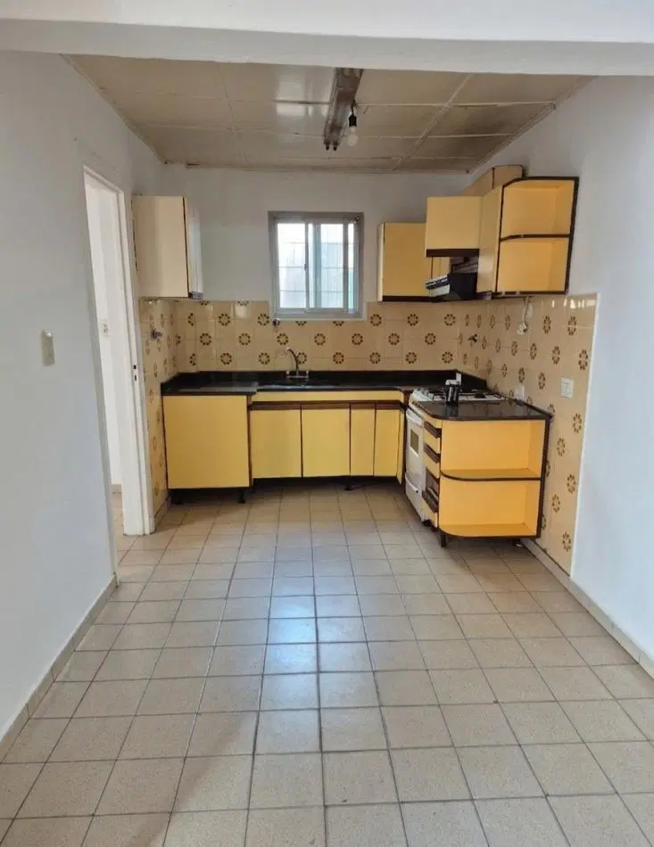 ALQUILER- CASA 3 AMBIENTES CON PATIO 3