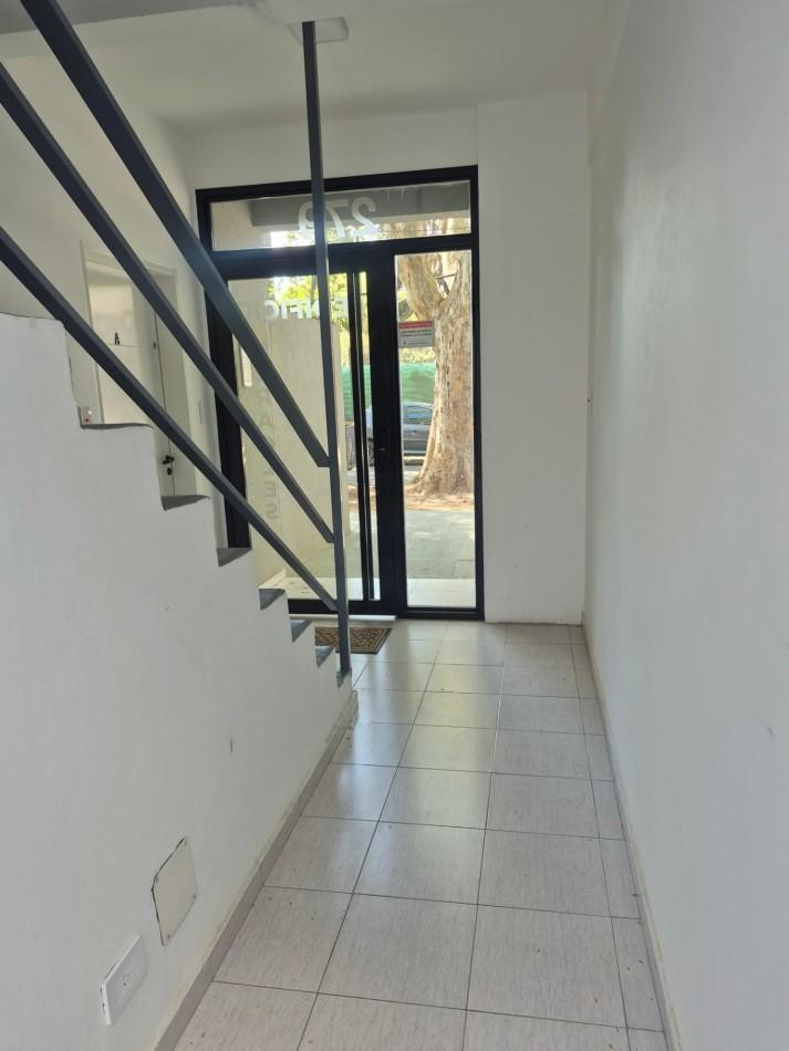 Foto de ALQUILER - Monoambiente con cochera, imagen 1
