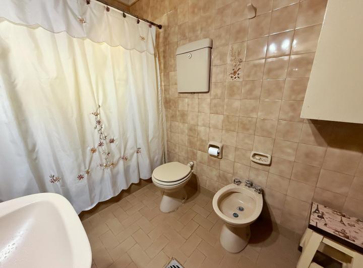 Venta en bloque 2 casas y un terreno 3