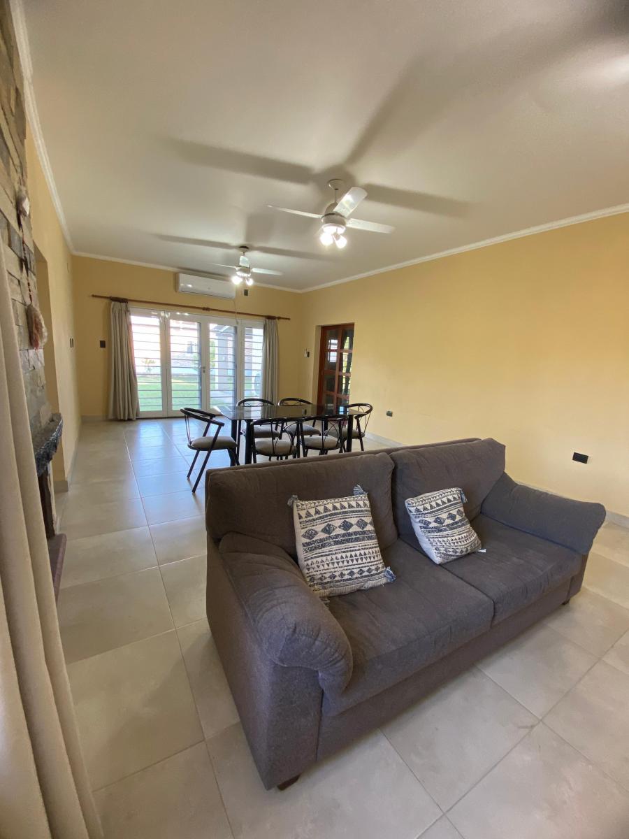 Venta. Jardines de La Costa - Hermosa Casa de 3 Dor. 3 Bañ. Ver! 2