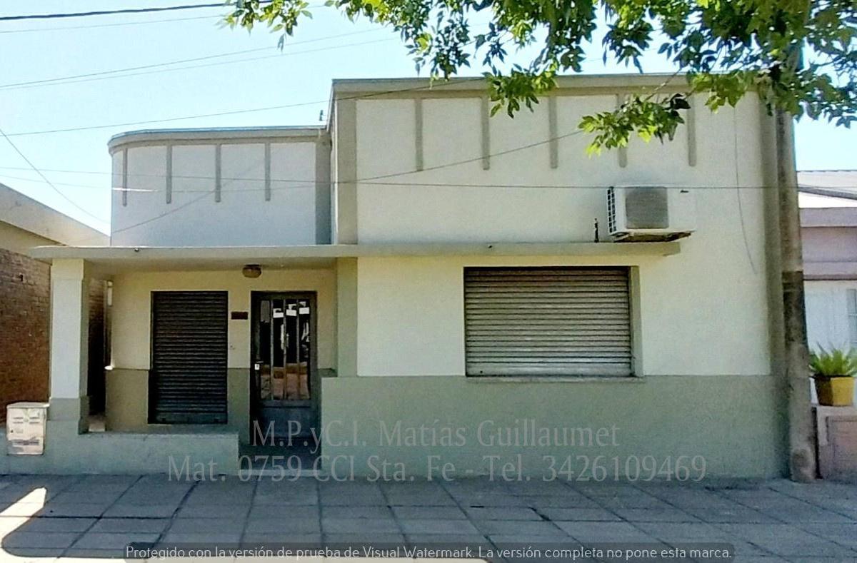 Venta. HUMBOLDT - CASA + LOCAL - Imperdible Oportunidad !