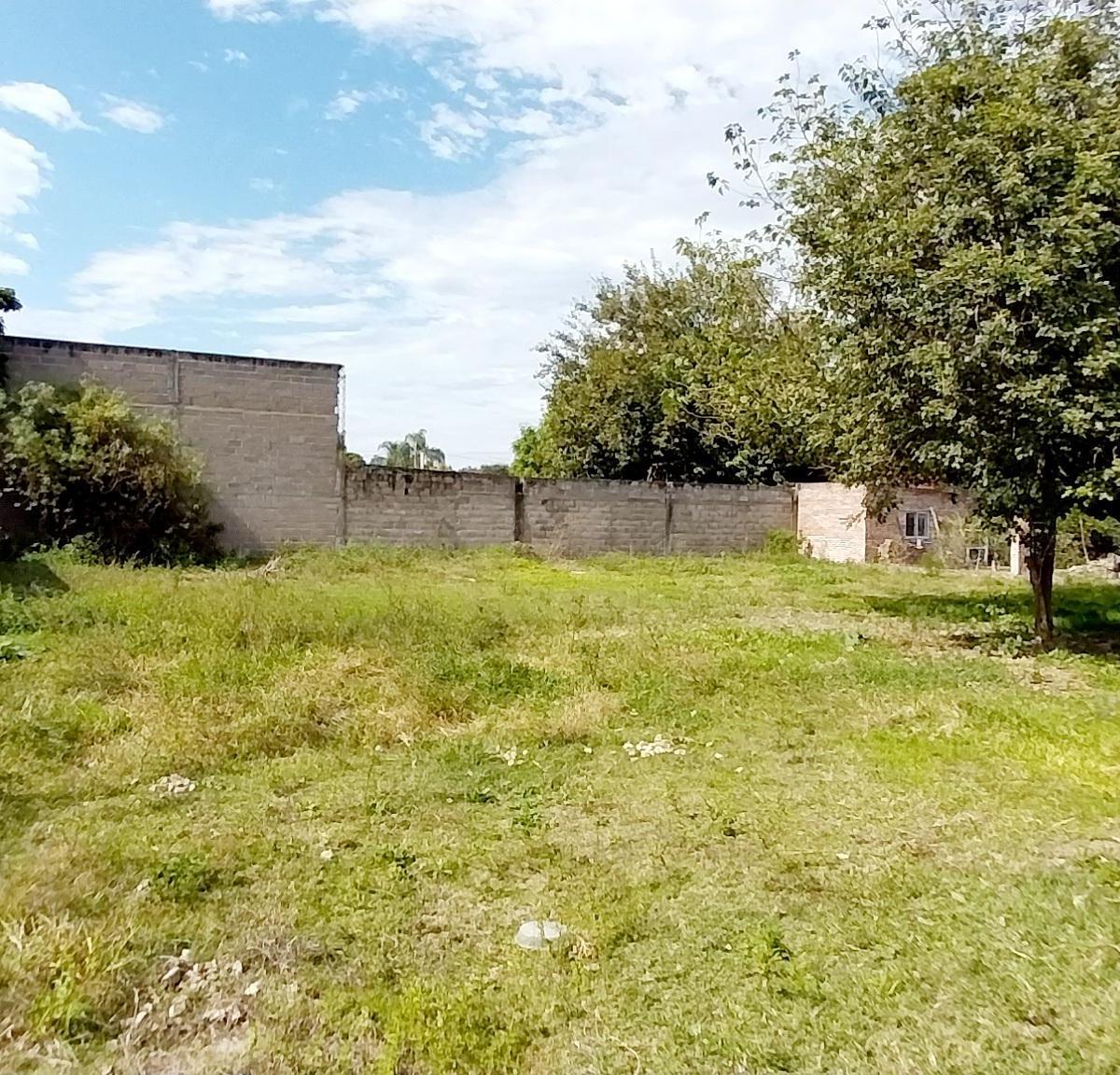 Venta. Monte Vera. Casa con Dos Lotes de 14x50 c/u - 1400 m² 2