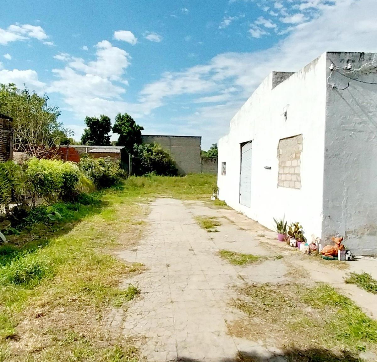 Venta. Monte Vera. Casa con Dos Lotes de 14x50 c/u - 1400 m² 3