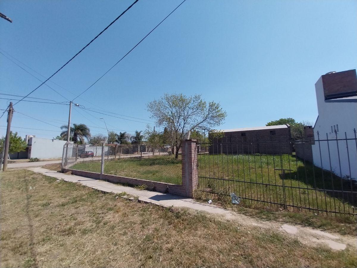 Foto de Venta. LOTE 11x20 - RECREO - Lehmann y C. Silva, imagen 2