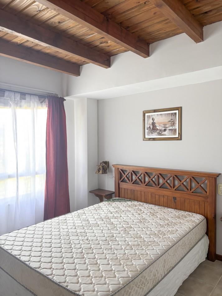 Complejo de 4 Cabañas Tipo Duplex - Entrepinos - Bariloche 4