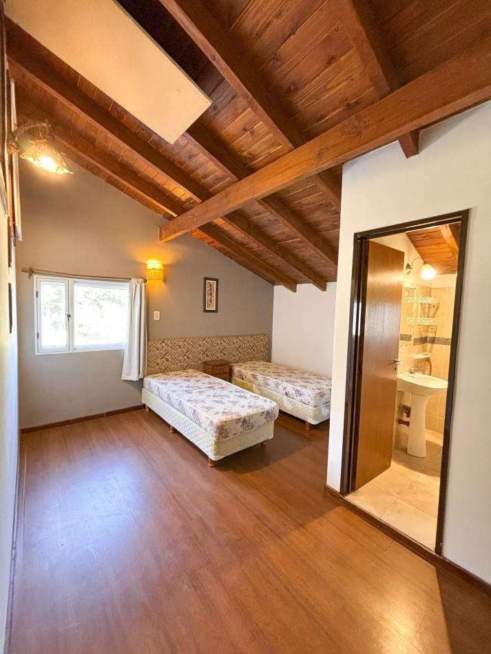 Complejo de 4 Cabañas Tipo Duplex - Entrepinos - Bariloche 1