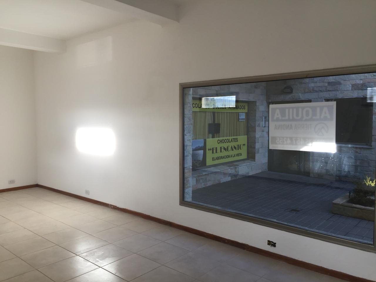 Foto de Local comercial en VENTA - Dina Huapi, imagen 4