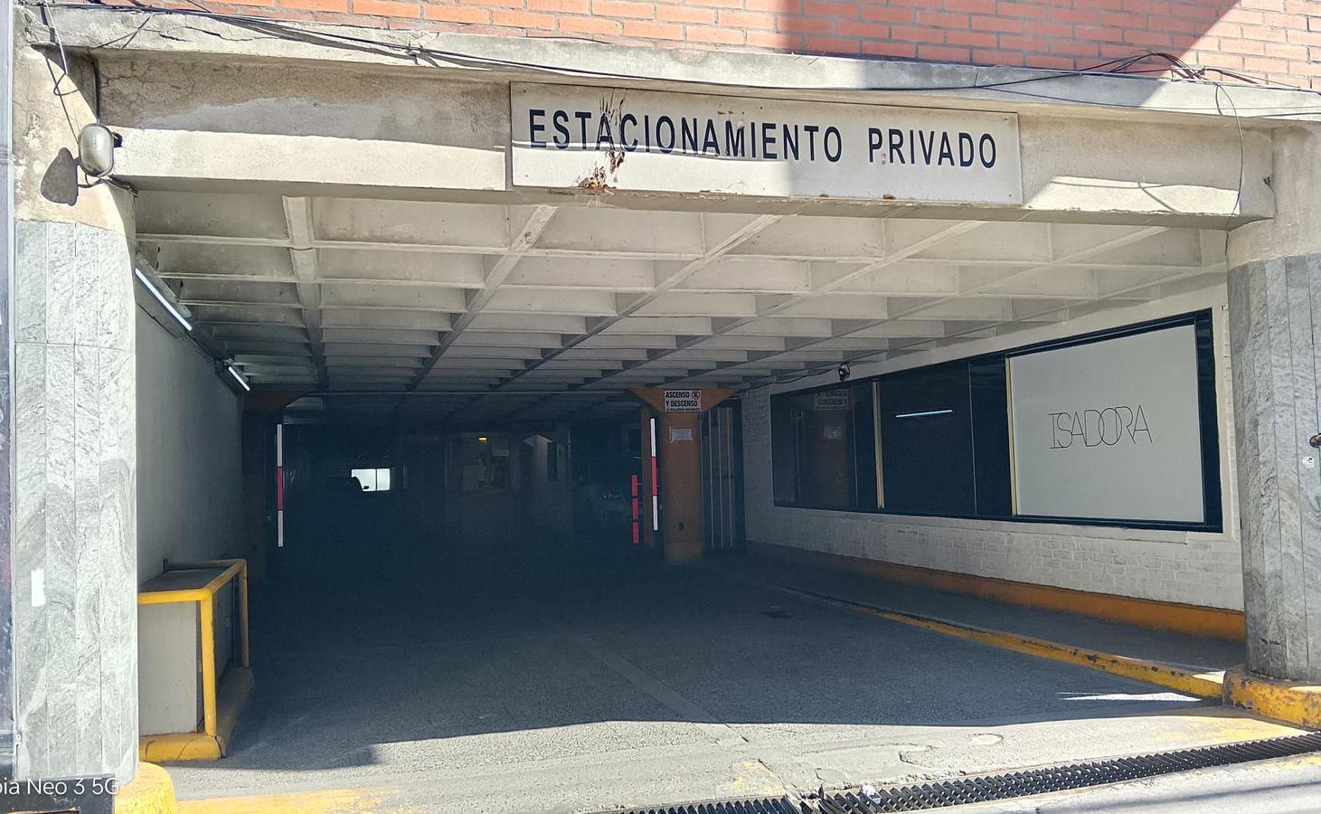 Foto de Cochera en venta en el centro de Bariloche, imagen 4