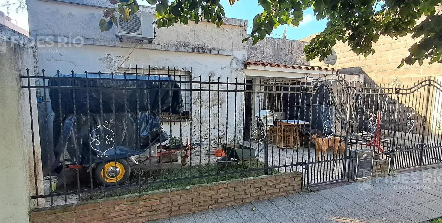 Casa en Granadero Baigorria 2