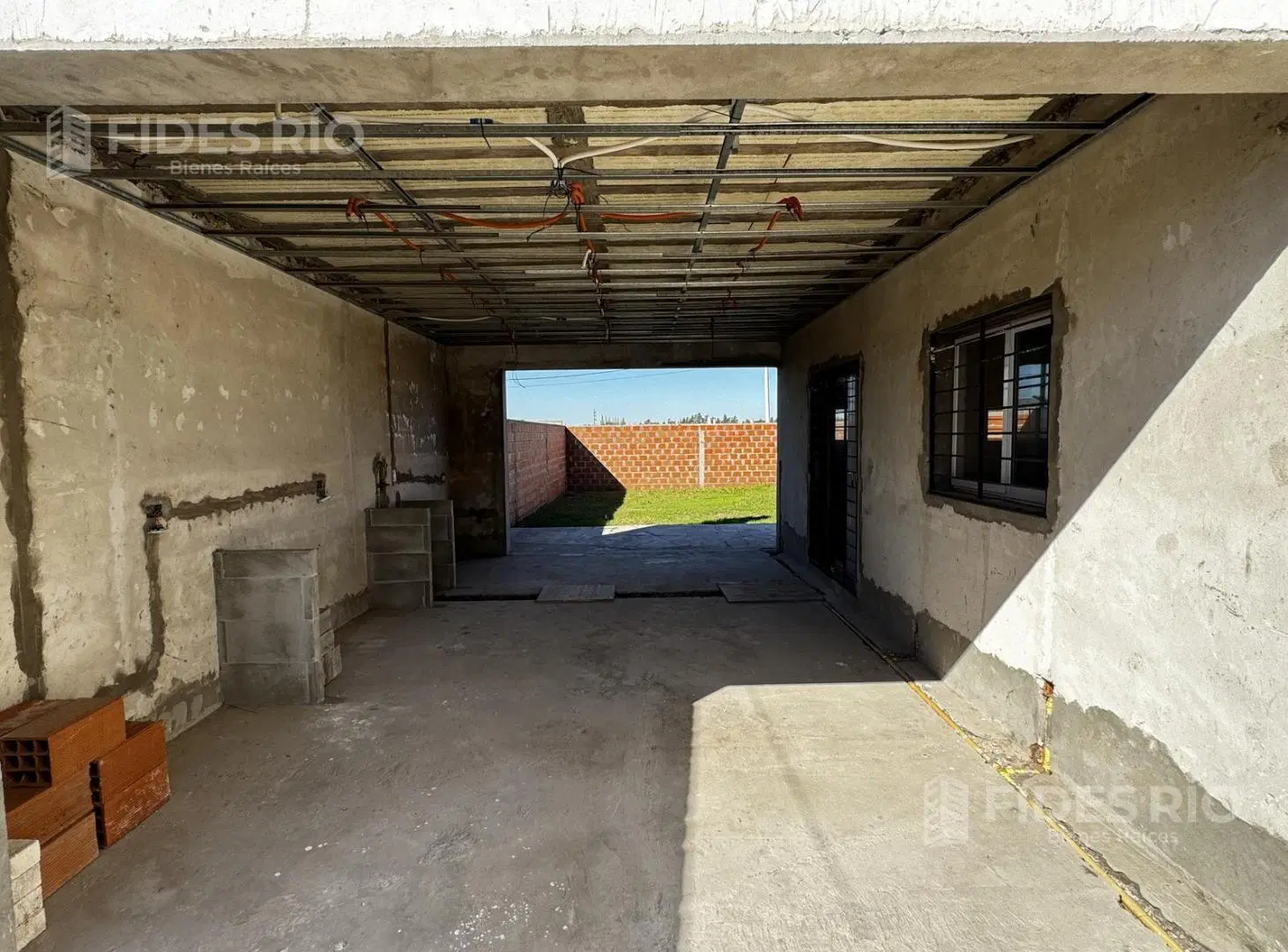 Venta Casa en Eco Pueblo Alvear 2