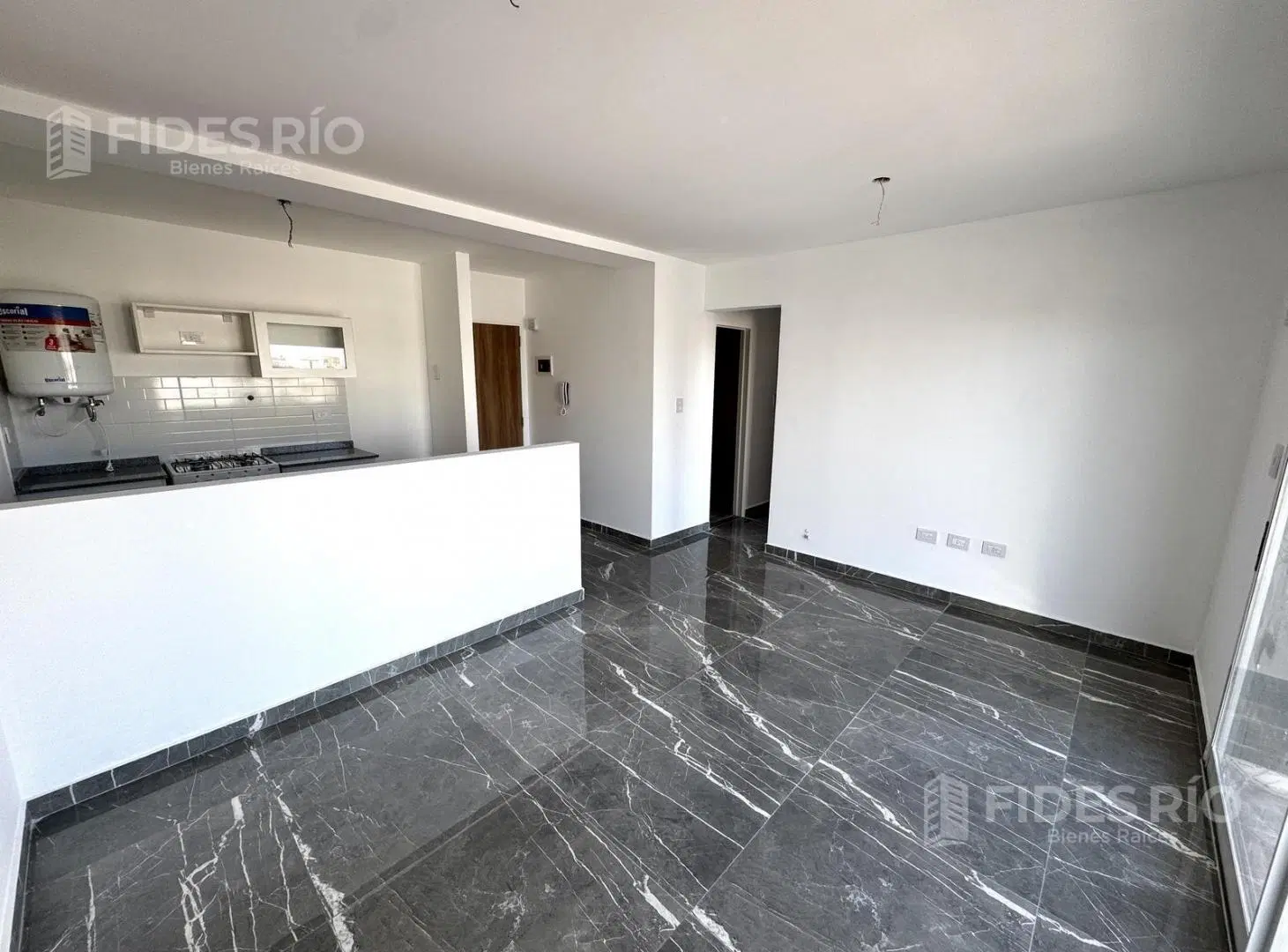 Departamento 2 dormitorios balcón al frente 1