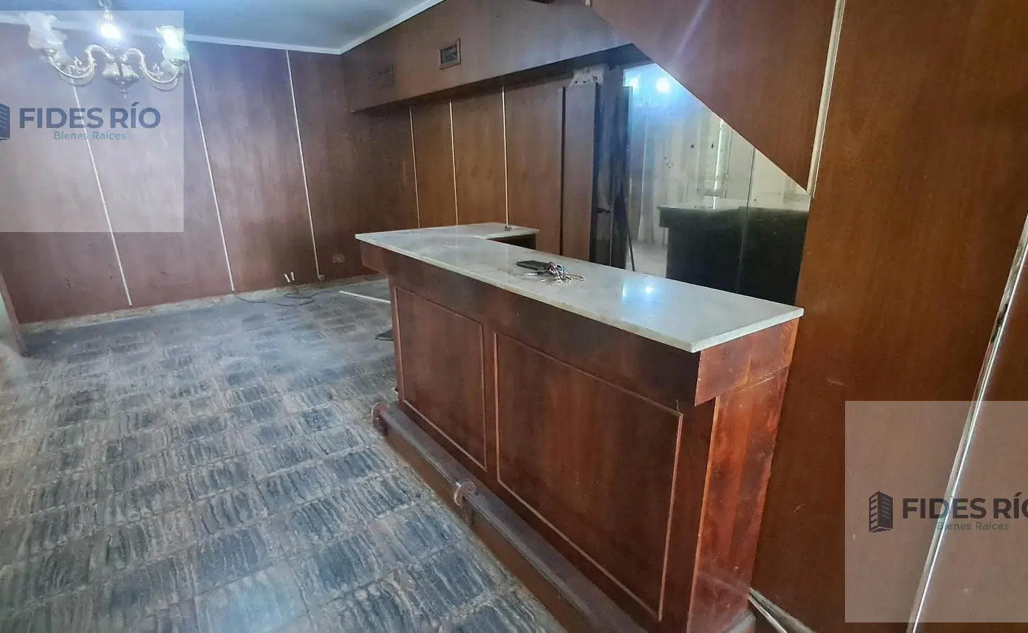 CASA EN VENTA 3 DORMITORIOS QUINCHO PATIO COCHERA 5