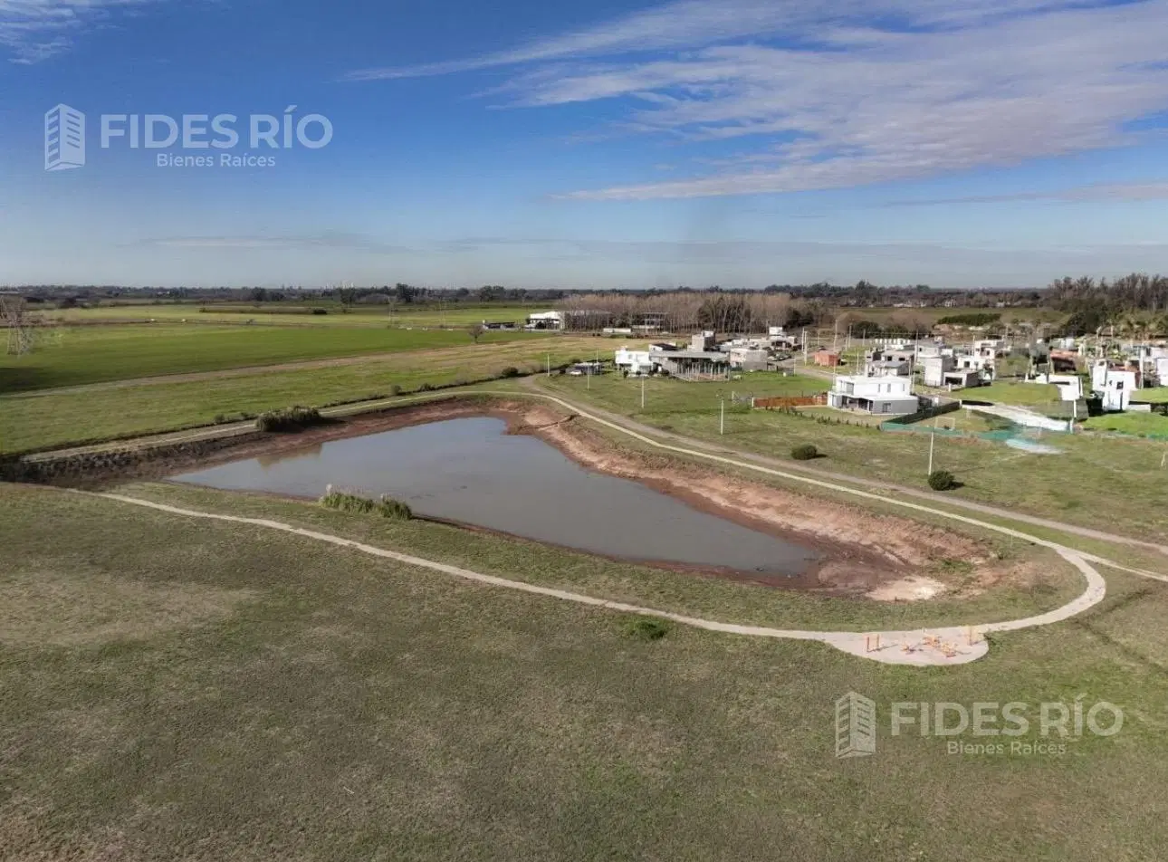Lote frente al lago Las Fincas del Rosedal 3